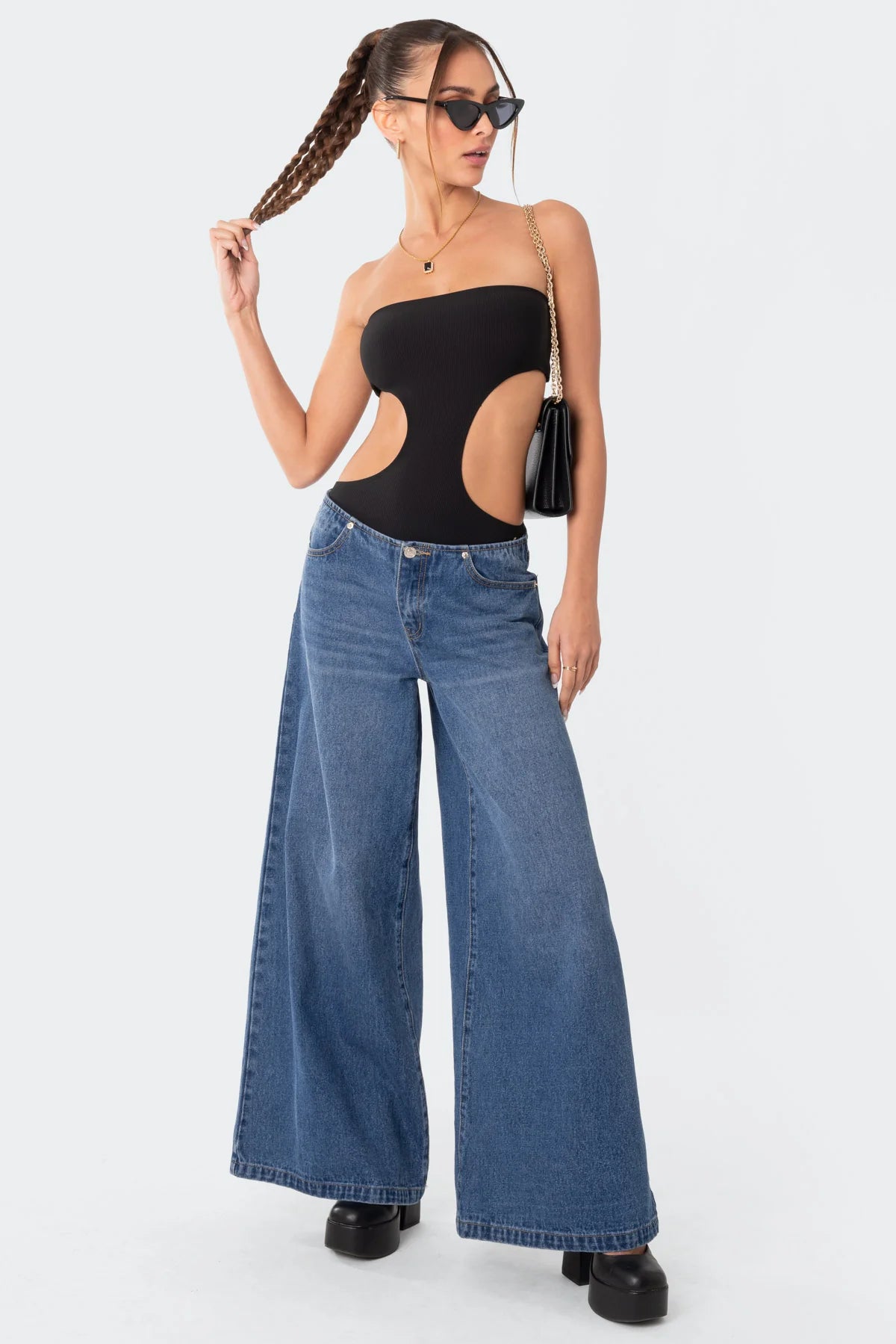 Vivie Ribbed Cut Out Bodysuit